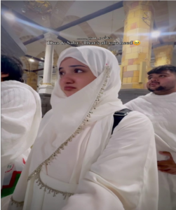 Rabeeca Khan Umrah Pictures with Family